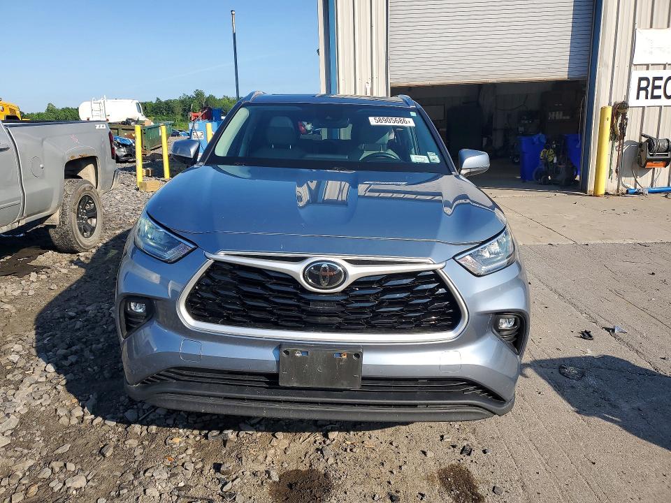 2020 Toyota Highlander VIN 5TDHZRBHXLS001402 COPART salvage auction — REAR END, Pa - Certificate Of Salvage, sold $8,100 on 2026-07-22 (photo 5)