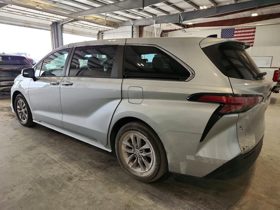 2022 Toyota Sienna VIN 5TDKSKFC3NS062223 COPART salvage auction — SIDE, Oh - Certificate Of Title, sold $675 on 2026-07-28 (photo 2)