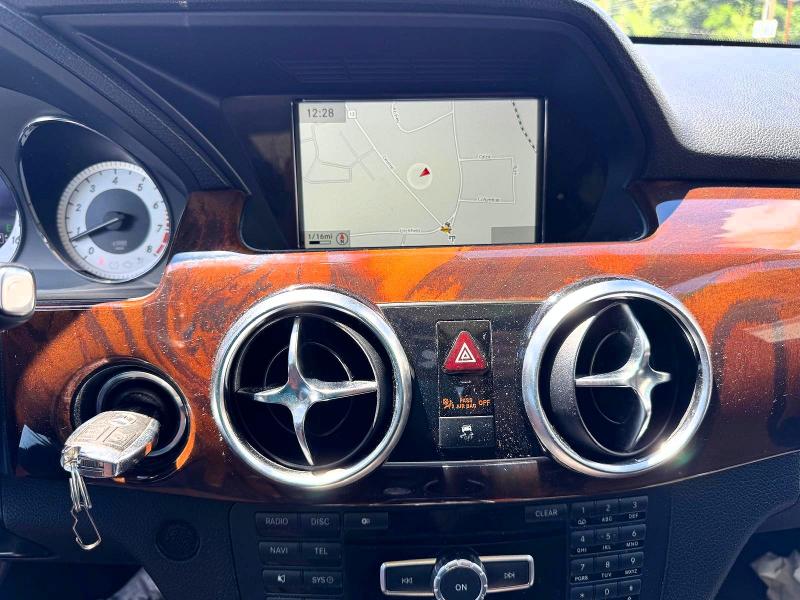 2014 Mercedes-benz Glk-klasse VIN WDCGG8JB3EG236143 COPART salvage auction — MINOR DENT/SCRATCHES, Nj - Certificate Of Title (P), sold $1,050 on 2026-07-09 (photo 9)