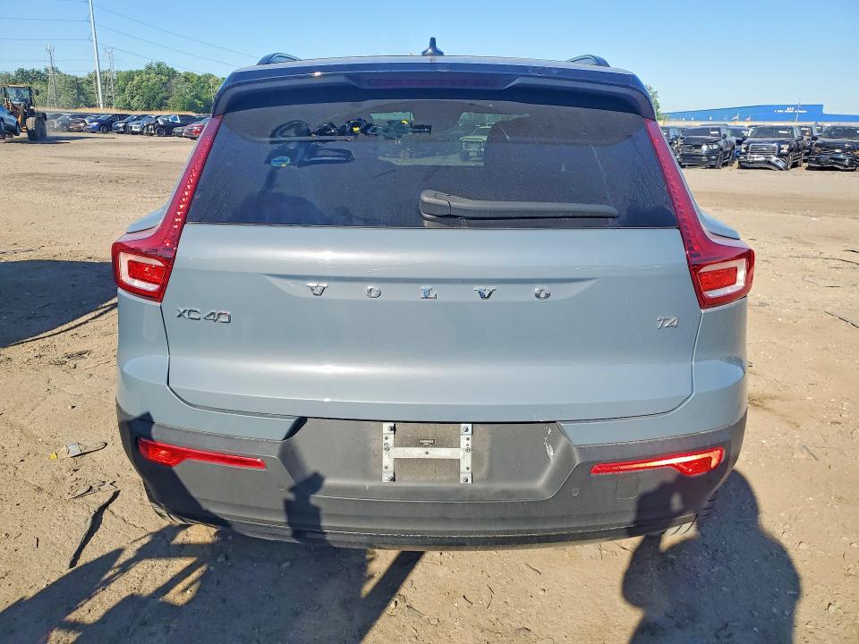 2022 Volvo Xc40 VIN YV4AC2HM5N2780519 COPART salvage auction — SIDE, Mi - Cert Of Title-Salvage Vehicle, sold $8,400 on 2026-07-10 (photo 6)