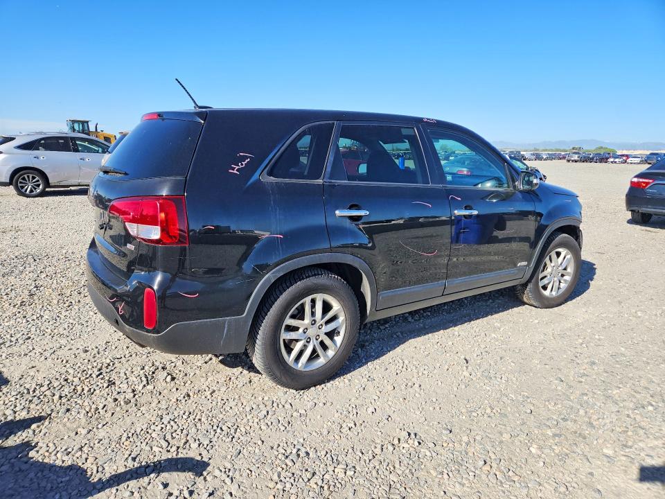 2015 Kia Sorento VIN 5XYKTCA67FG608069 COPART salvage auction — FRONT END, Co - Public - Salvage Title, sold $575 on 2026-07-16 (photo 3)