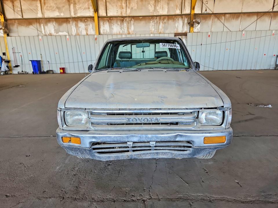 1991 Toyota Pickup VIN JT4VN93D6M5025150 COPART salvage auction — MINOR DENT/SCRATCHES, Az - Certificate Of Title, sold $800 on 2026-07-13 (photo 5)