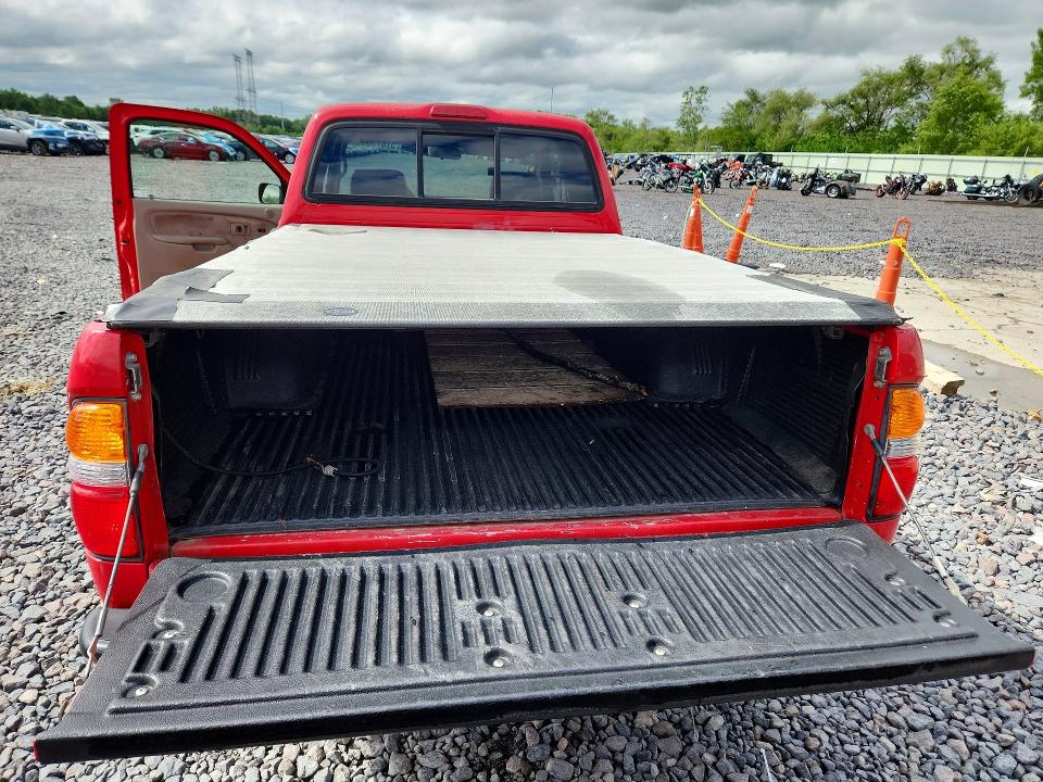 2004 Toyota Tacoma VIN 5TEVL52N14Z412548 COPART salvage auction — FRONT END, Il - Salvage Certificate, sold $2,800 on 2026-07-27 (photo 6)