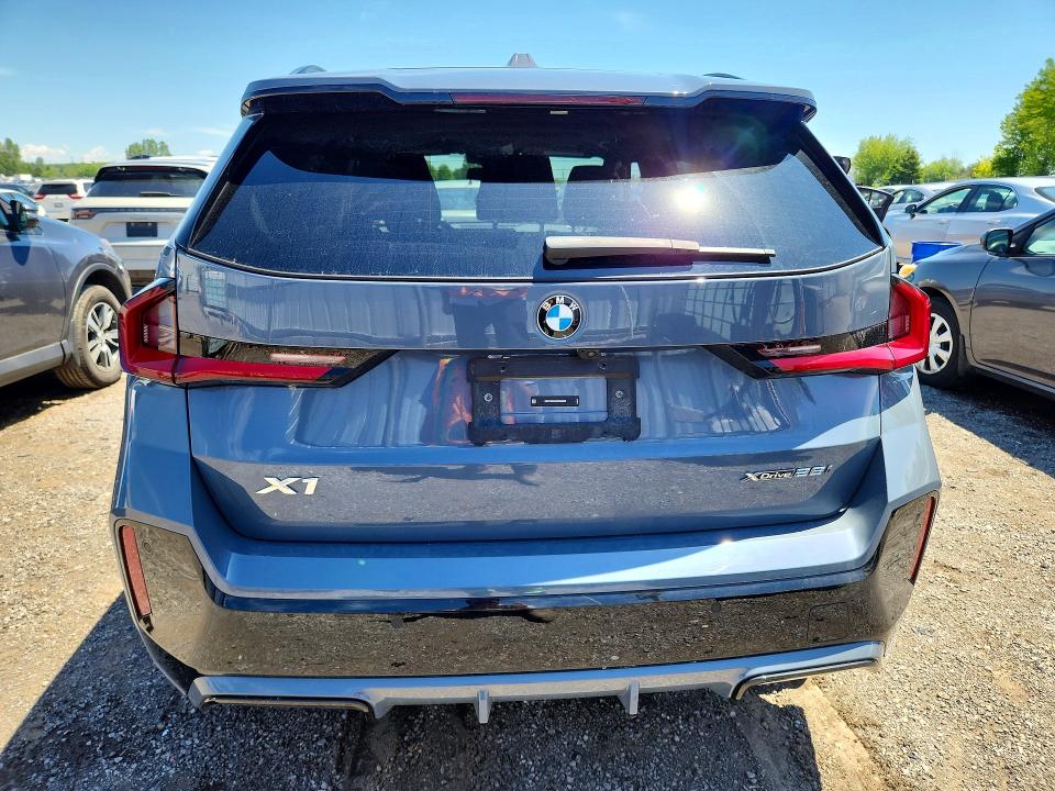 2023 BMW X1 VIN WBX73EF05P5W95585 COPART salvage auction — SIDE, ON - PERMIT SALVAGE, sold $18,750 on 2026-08-20 (photo 6)