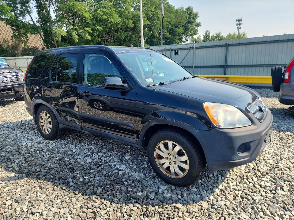 2005 Honda Cr-v VIN SHSRD78865U321329 COPART salvage auction — SIDE, MA - CERT OF TITLE-RECONSTRCTD COLL, sold $525 on 2026-07-17 (photo 4)