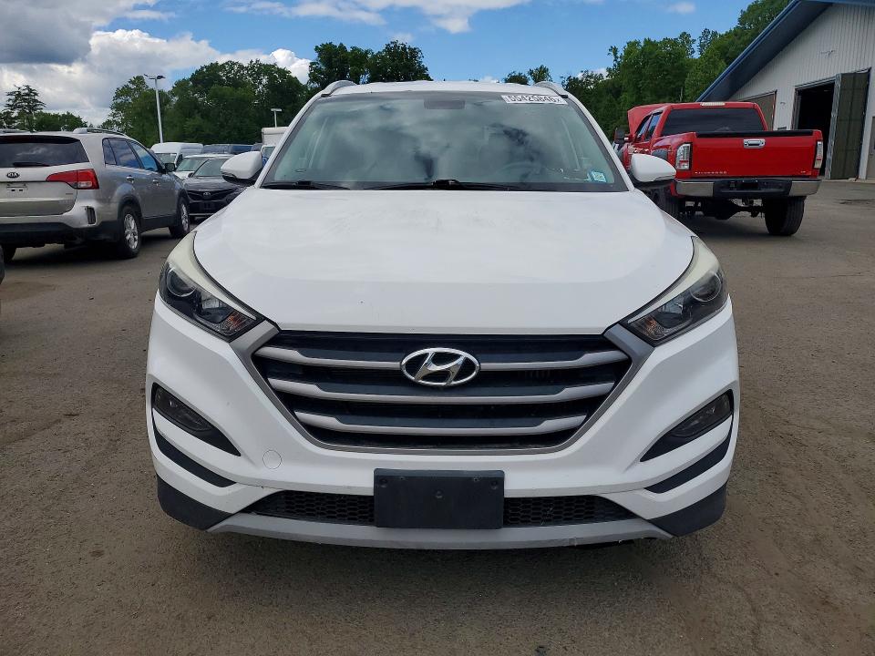 2017 Hyundai Tucson VIN KM8J33A21HU271100 COPART salvage auction — MECHANICAL, Wv - Certificate Of Title, sold $4,900 on 2026-07-21 (photo 5)