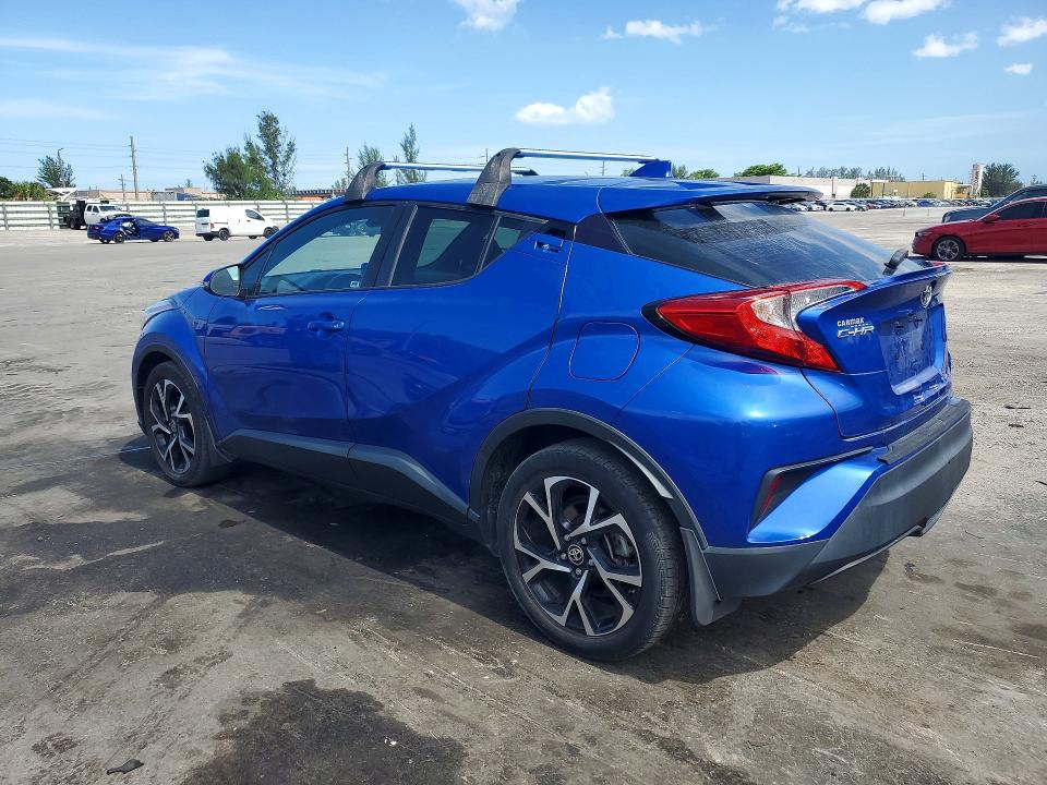 2022 Toyota C-hr VIN NMTKHMBX0NR142189 COPART salvage auction — MINOR DENT/SCRATCHES, Salvage Title, sold $11,400 on 2026-07-27 (photo 2)