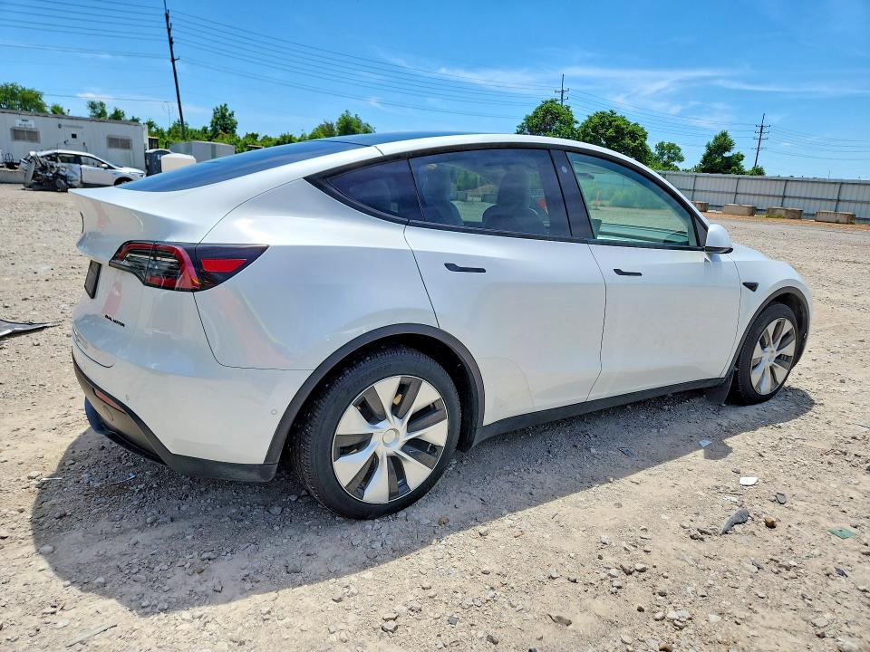 2020 Tesla VIN 5YJYGDEE7MF210323 COPART salvage auction — SIDE, Il - Salvage Certificate, sold $16,000 on 2026-07-31 (photo 3)