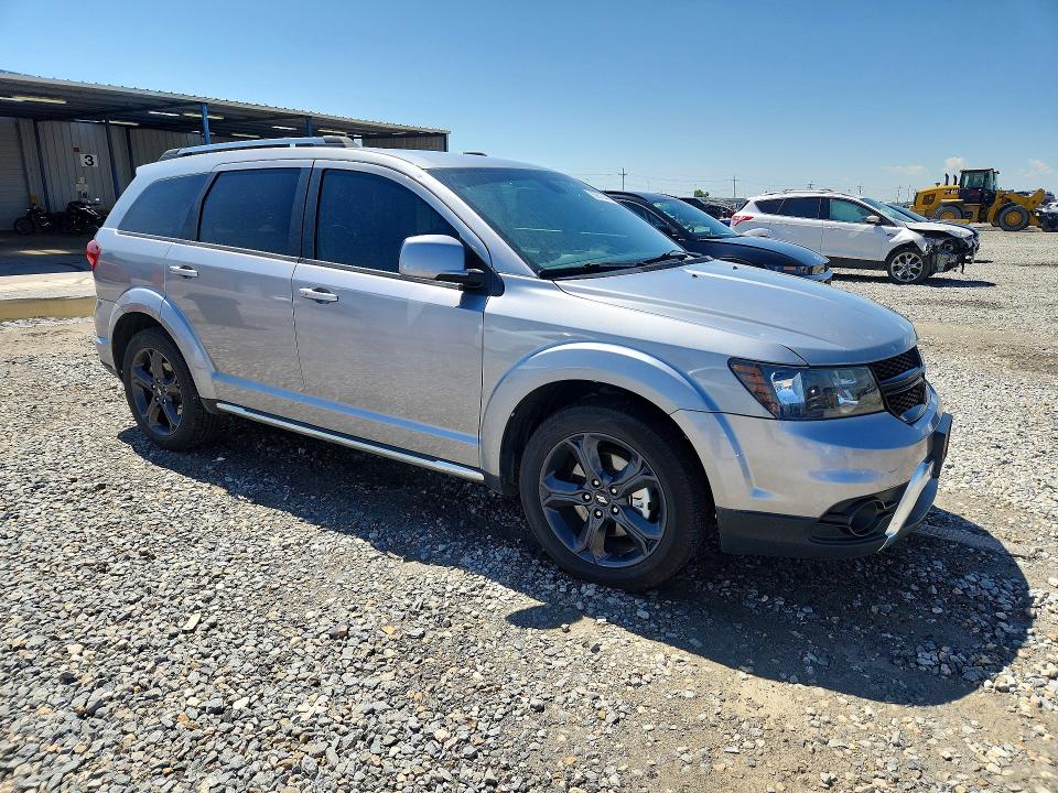 2019 Dodge Journey VIN 3C4PDDGG6KT739120 COPART salvage auction — HAIL, CO - CERTIFICATE OF TITLE, sold $7,700 on 2026-07-28 (photo 4)