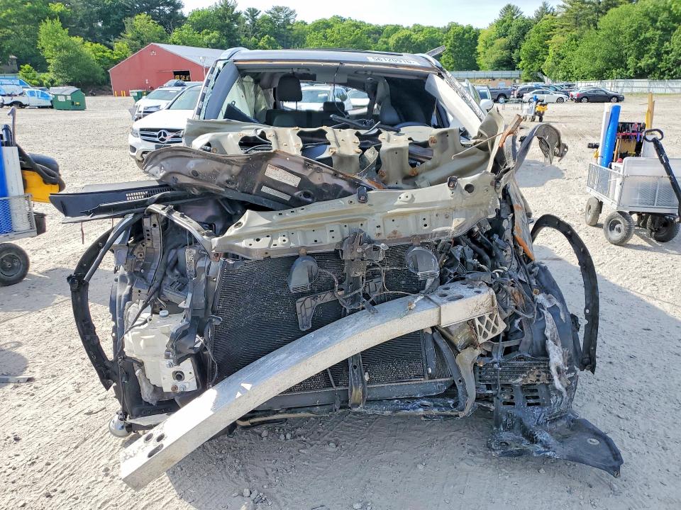 2016 Toyota Highlander VIN 5TDJKRFH2GS303773 COPART salvage auction — ROLLOVER, Ma - Cert Of Title-Reconstrctd Coll, sold $1,200 on 2026-07-27 (photo 5)