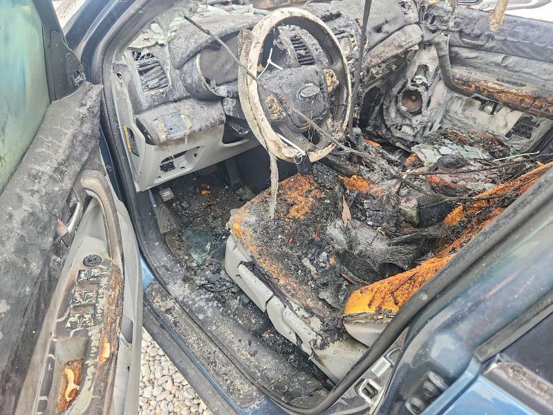 2015 Kia Sorento VIN 5XYKT3A64FG584538 COPART salvage auction — BURN, Tx - Nonrepairable Title, sold $175 on 2026-07-07 (photo 8)