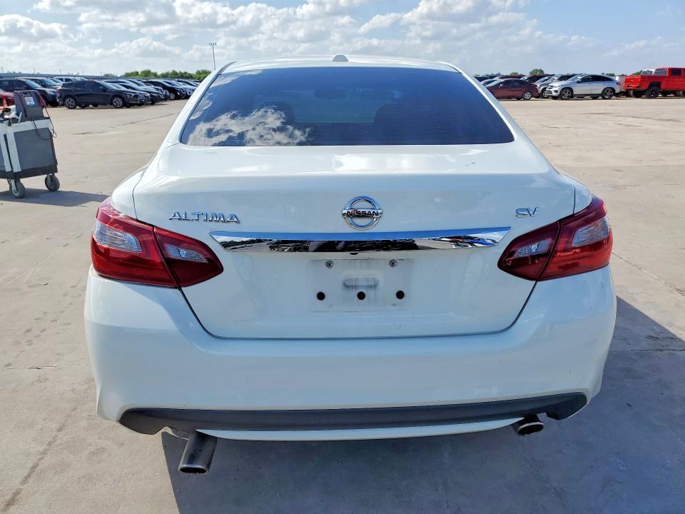 2018 Nissan Altima VIN 1N4AL3AP1JC136541 COPART salvage auction — SIDE, Tx - Salvage Vehicle Title, sold $1,400 on 2026-07-09 (photo 6)