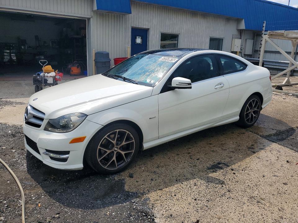 2012 Mercedes-benz C class VIN WDDGJ4HB4CF856501 COPART salvage auction — NORMAL WEAR, In - Certificate Of Title, sold $1,050 on 2026-08-04 (photo 1)