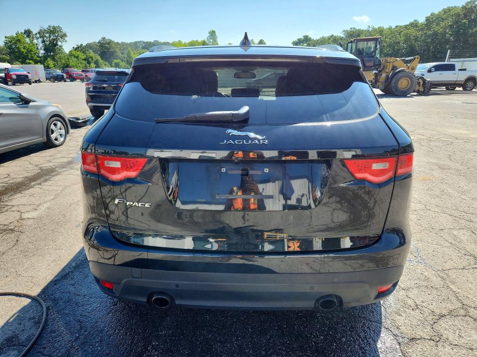 2017 Jaguar F-pace VIN SADCJ2BV2HA060175 COPART salvage auction — HAIL, Mo - Salvage Certificate Of Title, sold $4,350 on 2026-07-27 (photo 6)