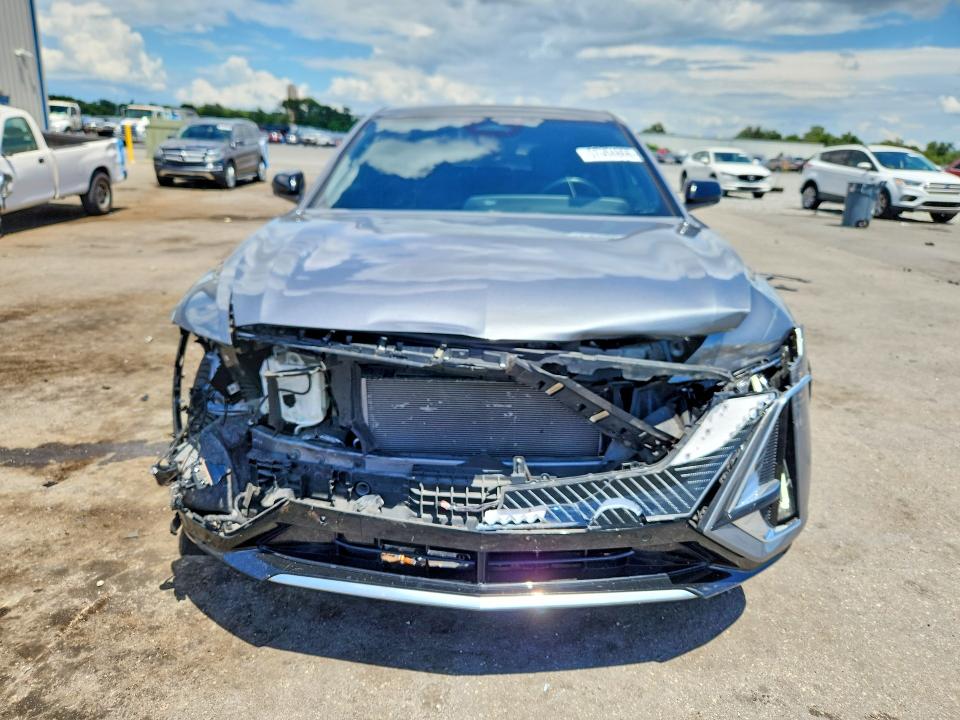 2023 Cadillac VIN 1GYKPMRK4PZ002611 COPART salvage auction — FRONT END, Fl - Cert Of Title Slvg Rebuildable, sold $9,100 on 2026-08-10 (photo 5)
