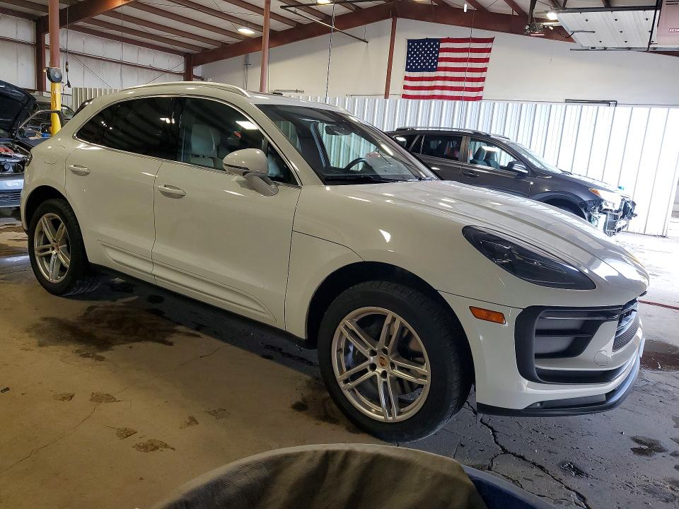 2023 Porsche Macan VIN WP1AA2A51PLB20937 COPART salvage auction — UNDERCARRIAGE, Pa - Certificate Of Salvage, sold $34,750 on 2026-07-07 (photo 4)