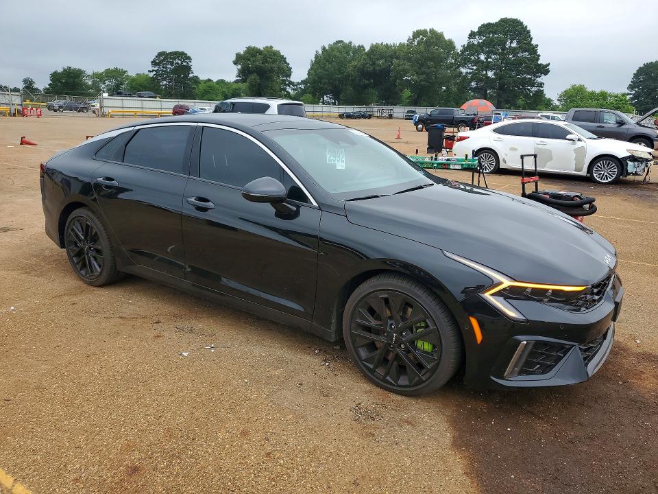 2026 Kia VIN KNAG44J89T5423887 COPART salvage auction — WATER/FLOOD, Tx - Salvage Title-Flood Damage, sold $11,300 on 2026-07-13 (photo 4)