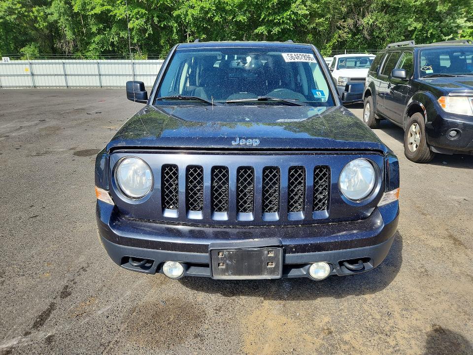 2014 Jeep VIN 1C4NJRFB8ED687647 COPART salvage auction — SIDE, NJ - CERT OF TITLE-SALVAGE (P), sold $900 on 2026-07-02 (photo 5)