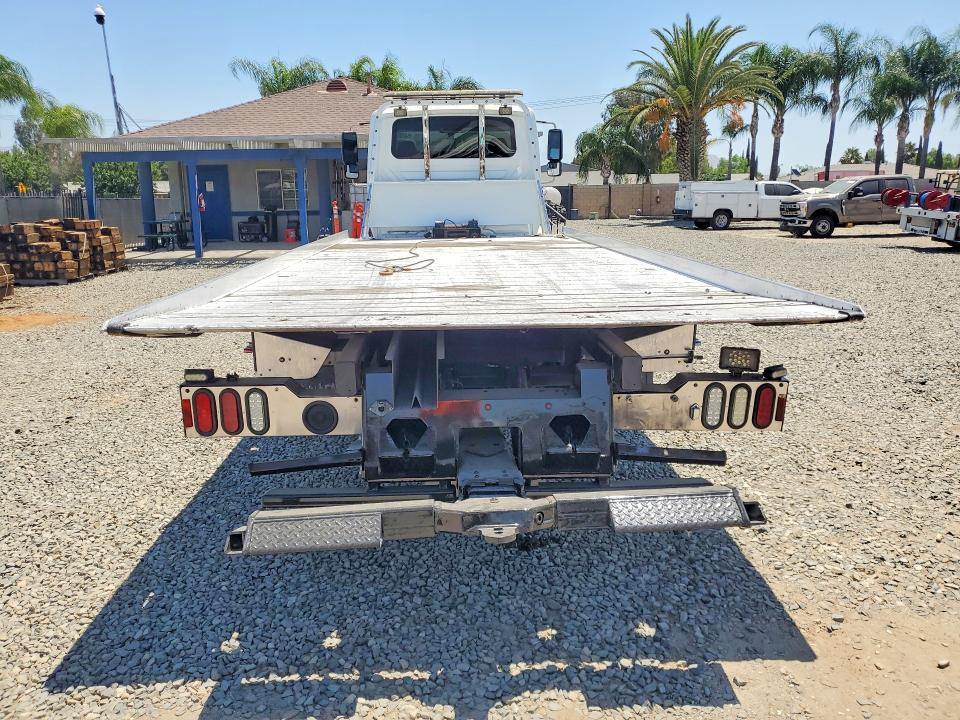 2015 International 4000 series VIN 3HAMMMML9FL689822 COPART salvage auction — MINOR DENT/SCRATCHES, Ca - Dis/Dlr/Exp Only Clean Title, sold $16,600 on 2026-07-13 (photo 6)