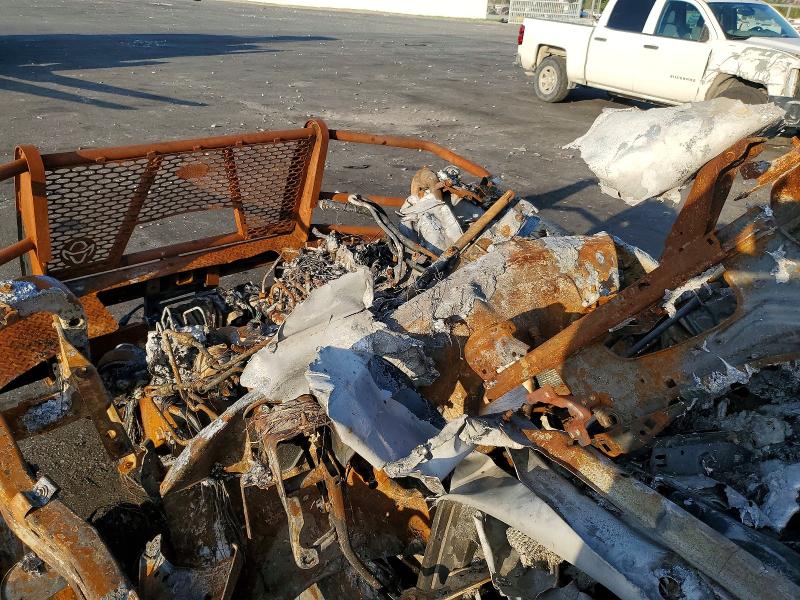 2018 Ford F-450 super duty VIN 1FD0W4HTXJEC98450 COPART salvage auction — BURN, Fl - Certificate Of Destruction, sold $800 on 2026-07-08 (photo 9)