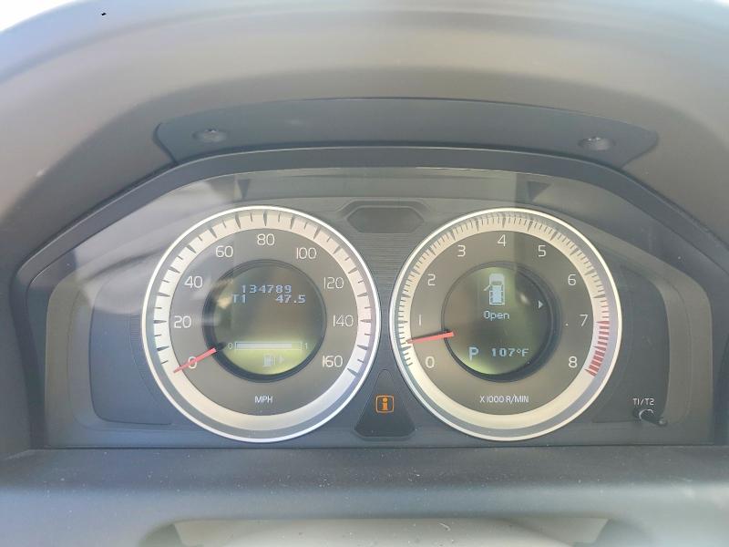 2011 Volvo Xc60 VIN YV4952DZ3B2196761 COPART salvage auction — ROOF, Nc - Salvage Certificate Of Title, sold $925 on 2026-07-23 (photo 9)