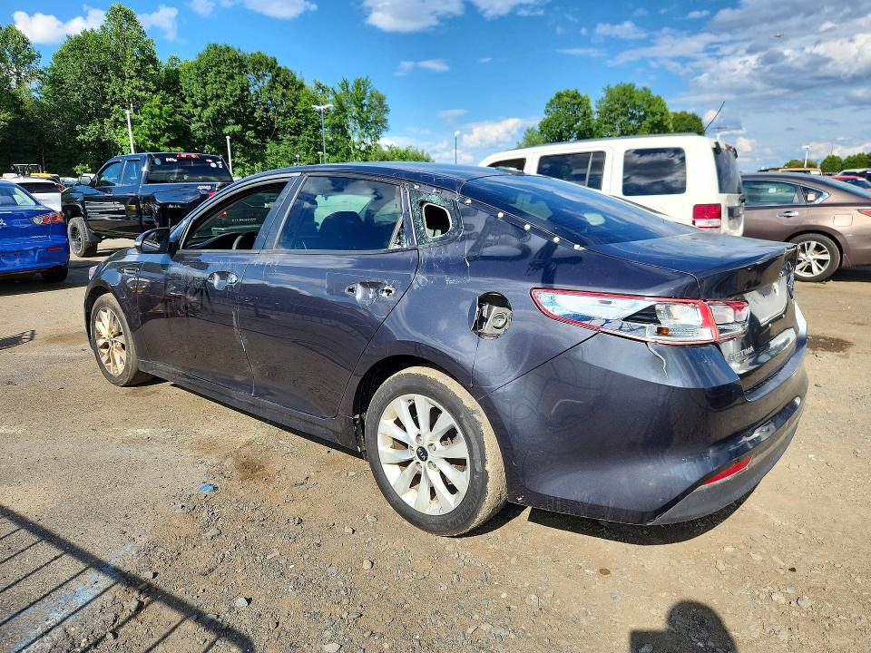 2017 Kia VIN 5XXGT4L37HG123792 COPART salvage auction — VANDALISM, Fl - Certificate Of Title, sold $1,700 on 2026-07-31 (photo 2)