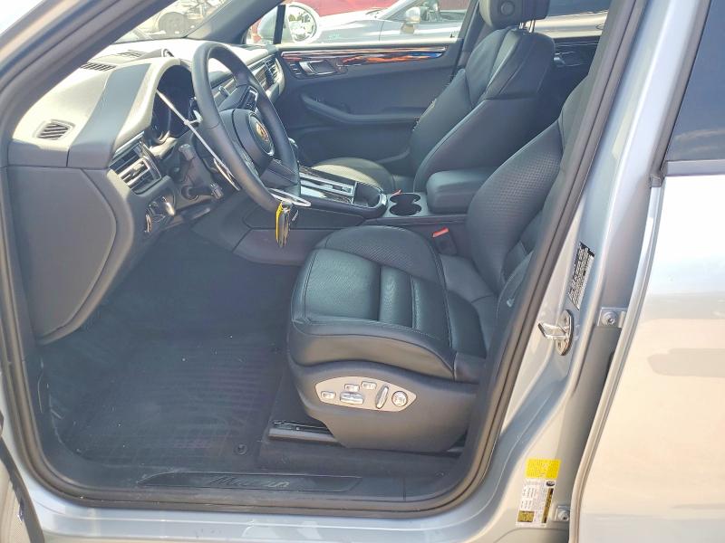 2025 Porsche Macan VIN WP1AA2A5XSLB11016 COPART salvage auction — REAR END, Tx - Salvage Vehicle Title, sold $31,250 on 2026-09-21 (photo 7)