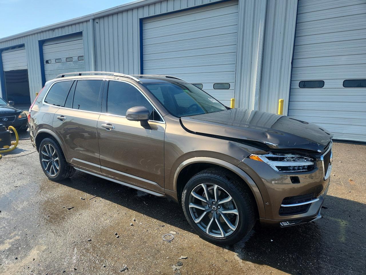 2017 Volvo XC90 VIN YV4A22PK3H1182782 COPART salvage auction — All Over, AL - CERT OF TITLE-SALVAGE TITLE, sold $4,700 on 2026-07-09 (photo 4)