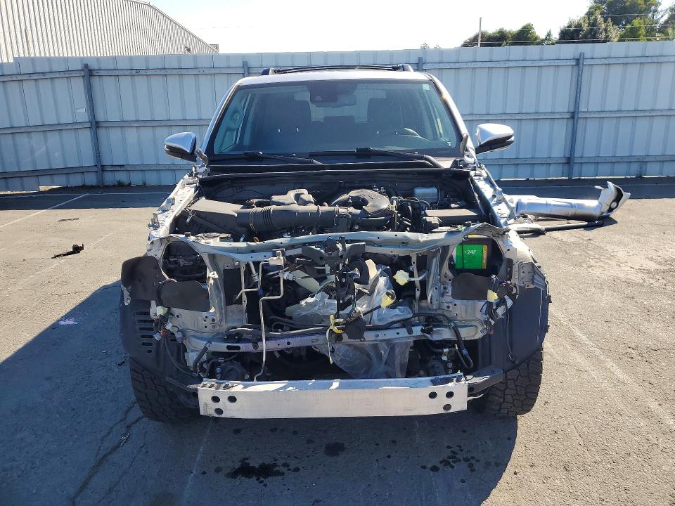 2020 Toyota VIN JTEBU5JR7L5811787 COPART salvage auction — FRONT END, Ca - Salvage Certificate, sold $15,800 on 2026-07-31 (photo 5)