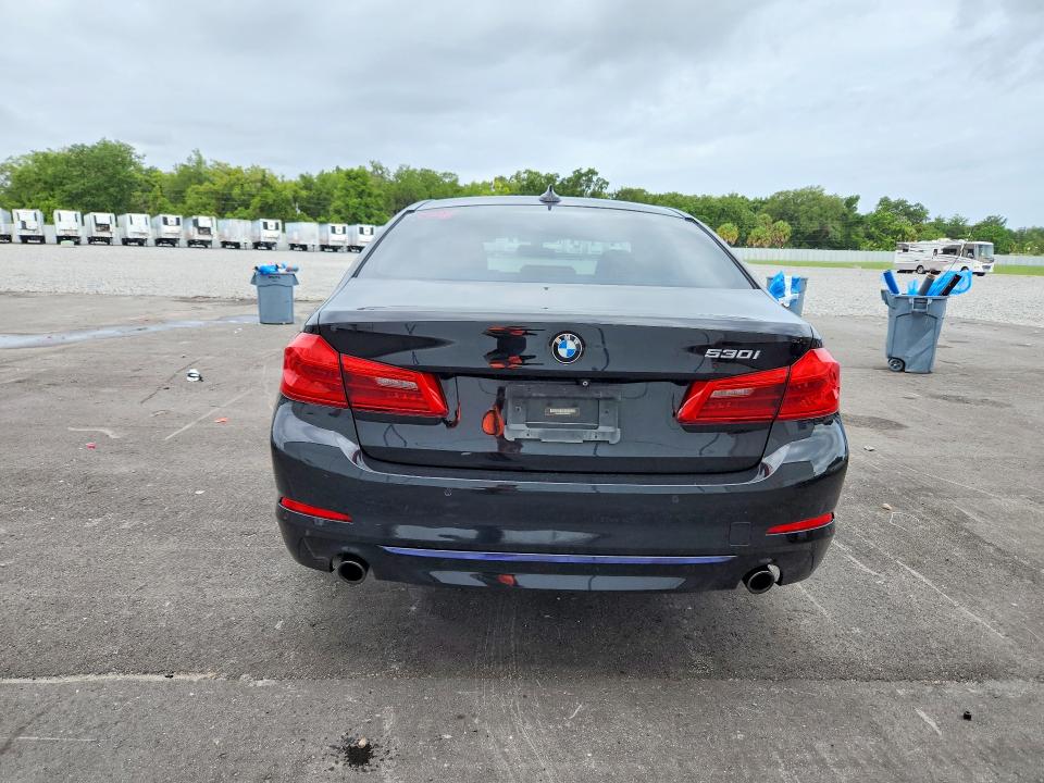 2020 BMW 5er VIN WBAJR3C04LWW64260 COPART salvage auction — WATER/FLOOD, Fl - Certificate Of Destruction, sold $8,700 on 2026-08-03 (photo 6)