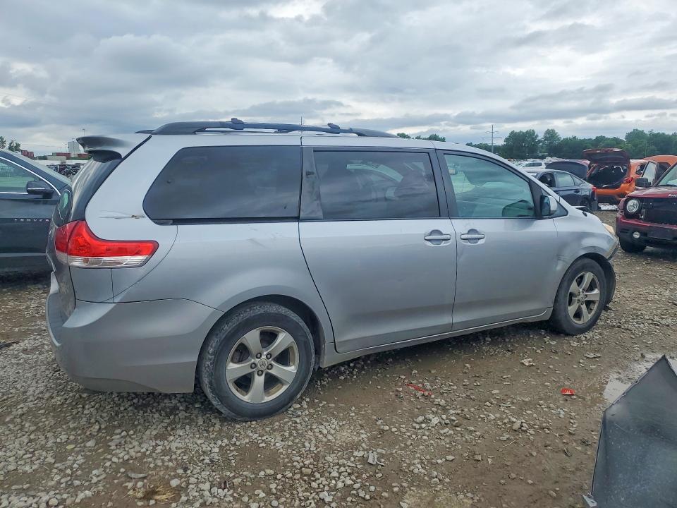 2011 Toyota Sienna VIN 5TDKK3DC0BS158833 COPART salvage auction — FRONT END, Oh - Cert Of Title-Salvage, sold $1,500 on 2026-07-07 (photo 3)