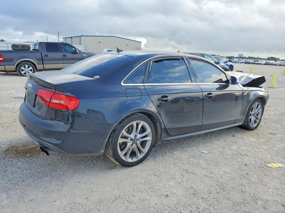 2013 Audi Rs4 VIN WAUBGAFLXDA162694 COPART salvage auction — FRONT END, Tx - Salvage Vehicle Title, sold $1,250 on 2026-08-27 (photo 3)