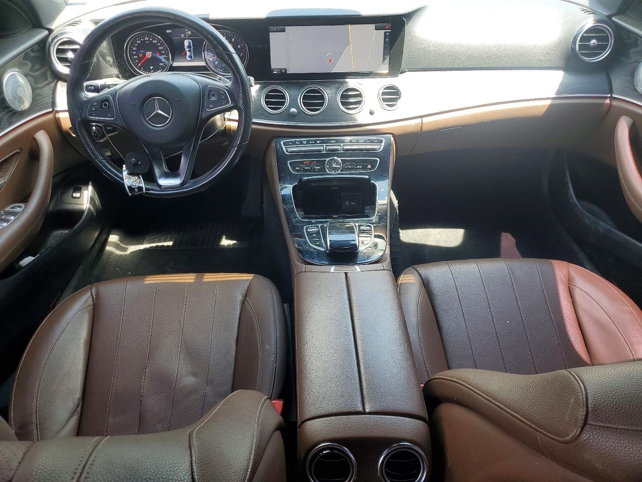 2017 Mercedes-Benz E-Class VIN WDDZF4KB4HA153889 COPART salvage auction — Minor Dent/Scratches, OH - CERT OF TITLE-REPOSSESSION, sold $8,900 on 2026-07-01 (photo 8)