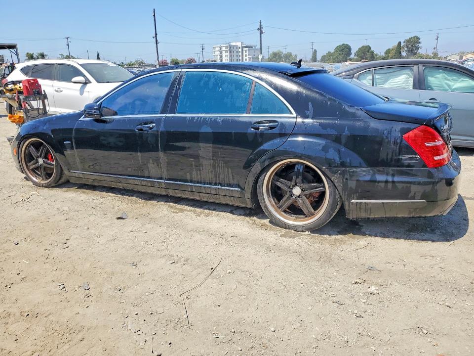 2011 Mercedes-benz S-klasse VIN WDDNG9FB6BA365770 COPART salvage auction — NORMAL WEAR, MT - DIS/DLR/EXP ONLY CLEAN TITLE, sold $2,050 on 2026-07-27 (photo 2)