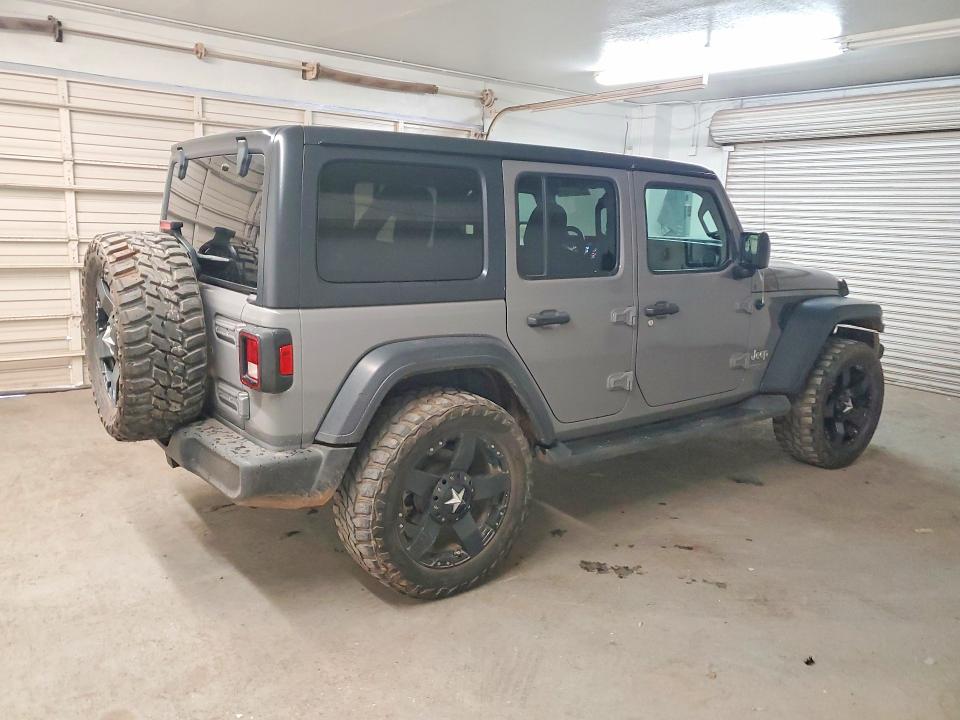 2020 Jeep Wrangler unlimited VIN 1C4HJXDN8LW198309 COPART salvage auction — MINOR DENT/SCRATCHES, Ut - Certificate Of Title, sold $7,800 on 2026-07-27 (photo 3)