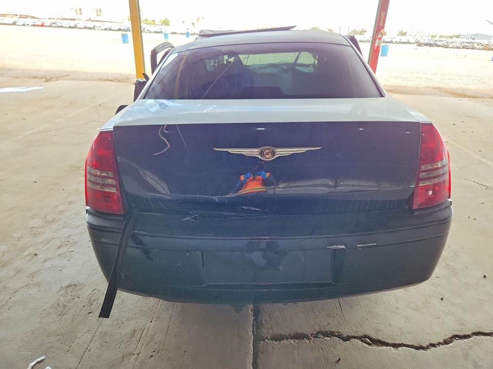 2006 Chrysler 300c VIN 2C3KA63H36H353321 COPART salvage auction — FRONT END, Az - Certificate Of Title, sold $475 on 2026-08-19 (photo 6)