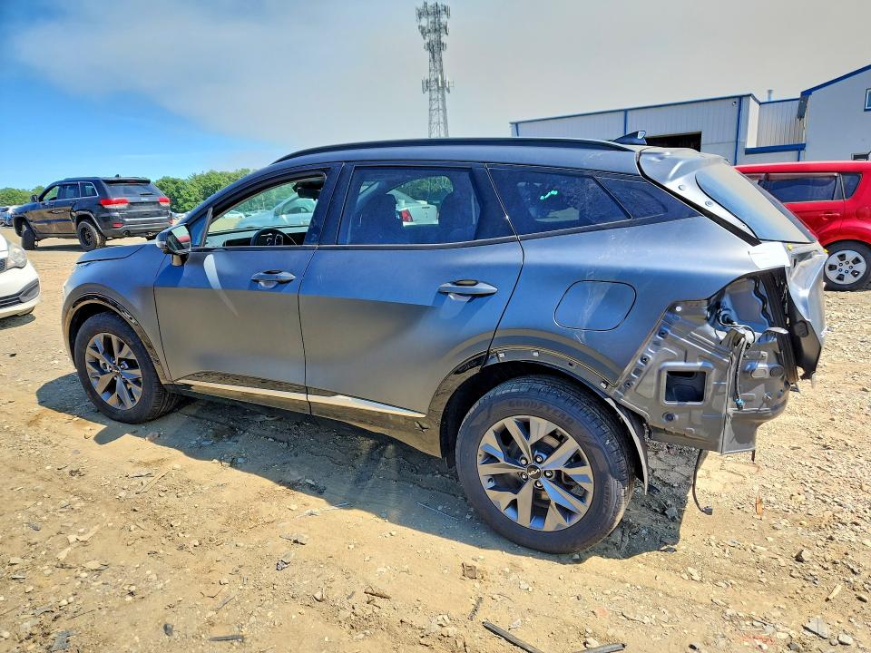 2024 Kia Sportage VIN KNDPXCDG4R7131259 COPART salvage auction — REAR END, Nj - Cert Of Title-Salvage, sold $9,800 on 2026-07-27 (photo 2)