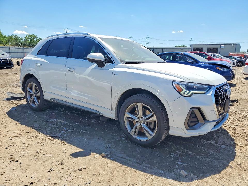2020 Audi Q3 VIN WA1EECF34L1125344 COPART salvage auction — REAR END, Il - Salvage Certificate, sold $10,200 on 2026-07-22 (photo 4)