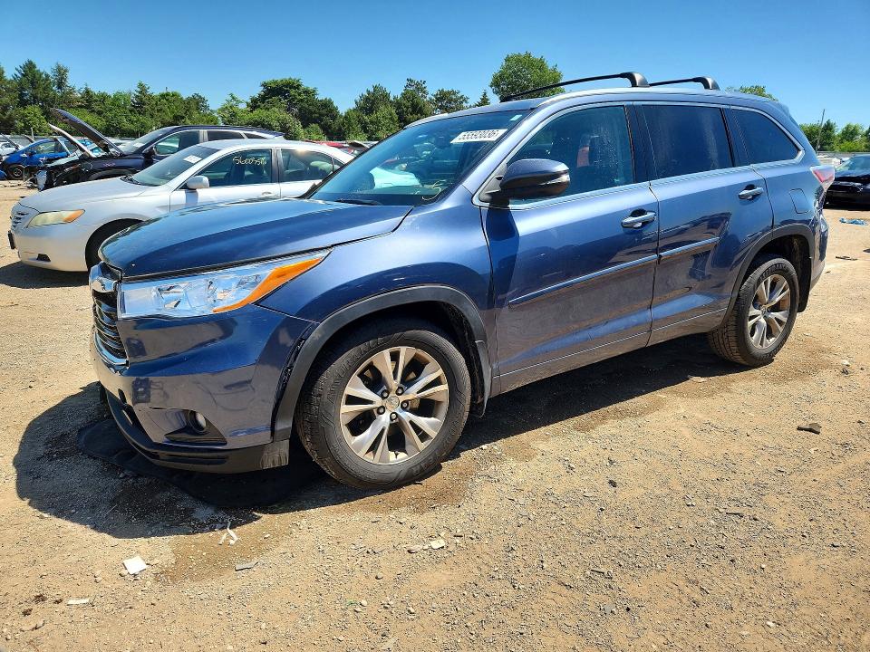 2015 Toyota VIN 5TDJKRFH6FS177030 COPART salvage auction — FRONT END, Il - Salvage Certificate, sold $6,000 on 2026-07-16 (photo 1)