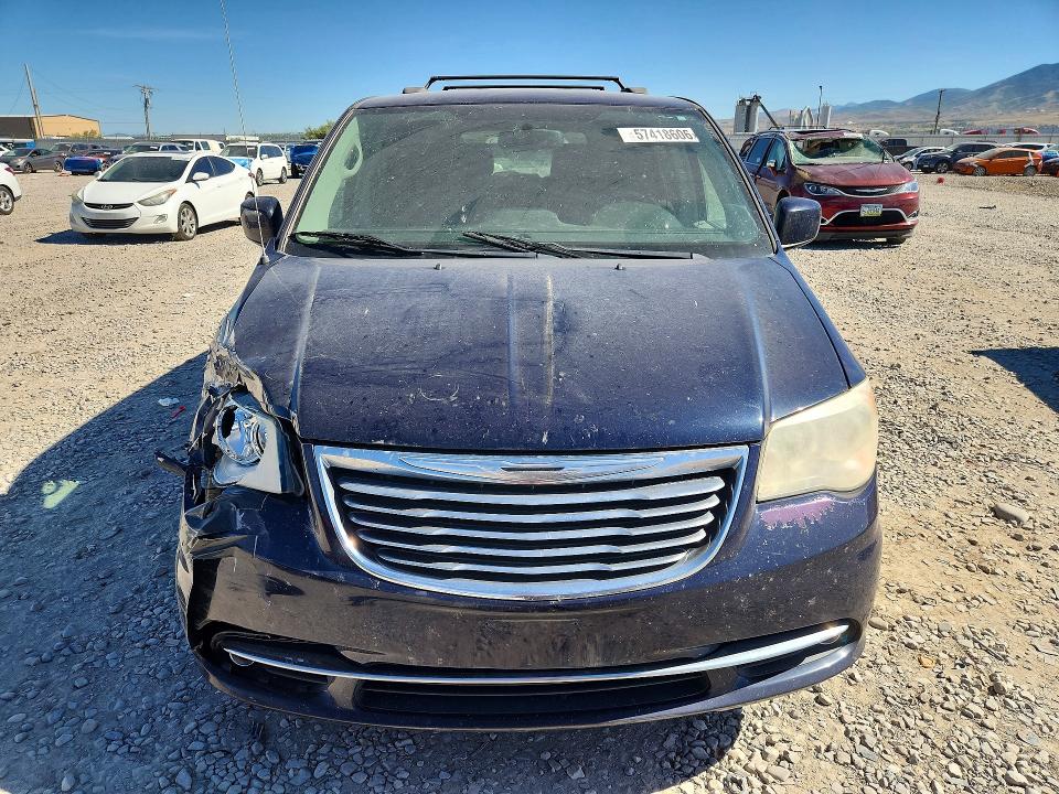 2014 Chrysler Voyager VIN 2C4RC1BG2ER399795 COPART salvage auction — FRONT END, Ut - Salvage Certificate, sold $1,100 on 2026-07-17 (photo 5)