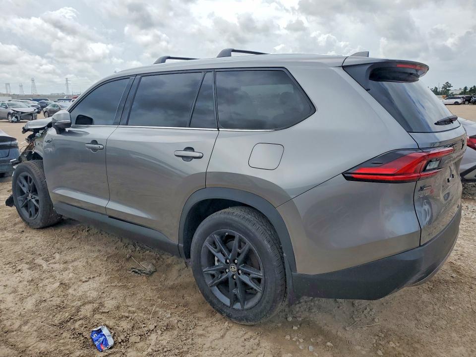 2026 Toyota Highlander VIN 5TDAAAA59TS036188 COPART salvage auction — FRONT END, SC - CERT OF TITLE-SALVAGE, sold $24,800 on 2026-07-24 (photo 2)
