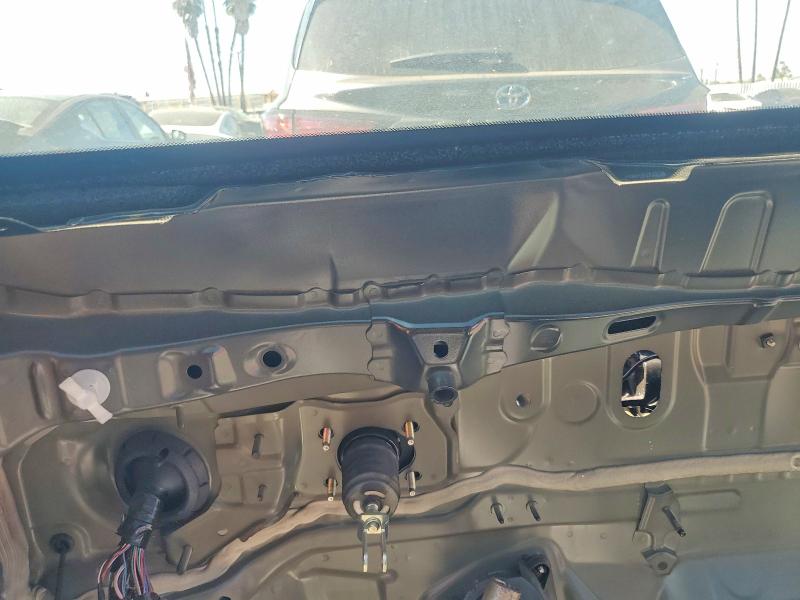 2025 Lexus Es 350 VIN 58ADZ1B11SU196744 COPART salvage auction — STRIPPED, Ca - Salvage Certificate, sold $11,100 on 2026-07-07 (photo 9)