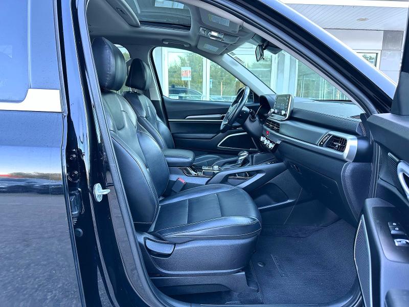 2020 Kia Telluride VIN 5XYP6DHCXLG026848 COPART salvage auction — MINOR DENT/SCRATCHES, MA - CERTIFICATE OF TITLE (P), sold $10,400 on 2026-07-17 (photo 5)