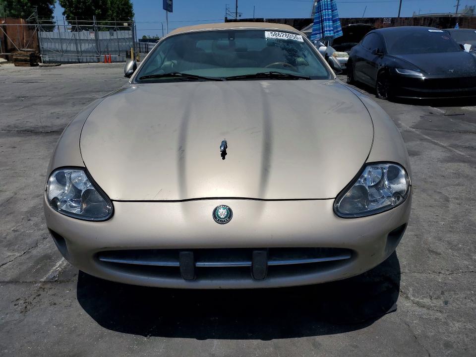 2000 Jaguar XK VIN SAJJA42C0YNA02298 COPART salvage auction — NORMAL WEAR, CA - DIS/DLR/EXP ONLY CLEAN TITLE, sold $3,450 on 2026-09-16 (photo 5)