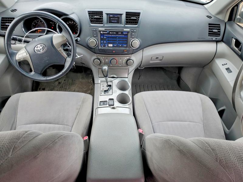 2008 Toyota Highlander VIN JTEES44A282094999 COPART salvage auction — FRONT END, ON - PERMIT NO BRAND - UNFIT, sold $3,650 on 2026-07-16 (photo 8)