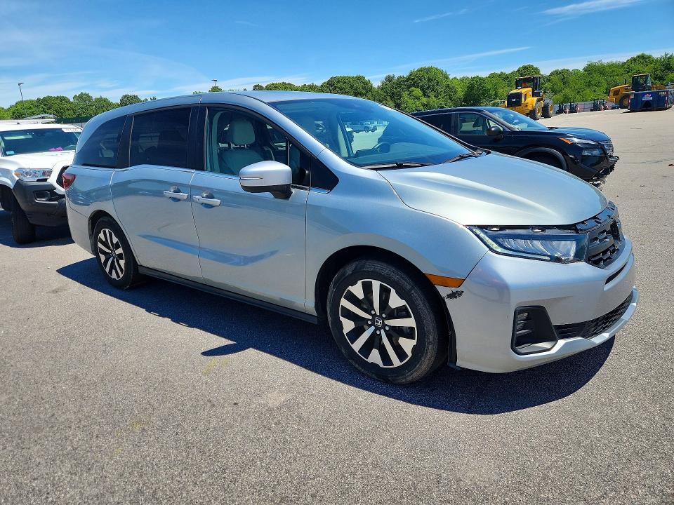 2025 Honda Odyssey VIN 5FNRL6H69SB071048 COPART salvage auction — FRONT END, Ok - Certificate Of Title, sold $27,500 on 2026-07-29 (photo 4)