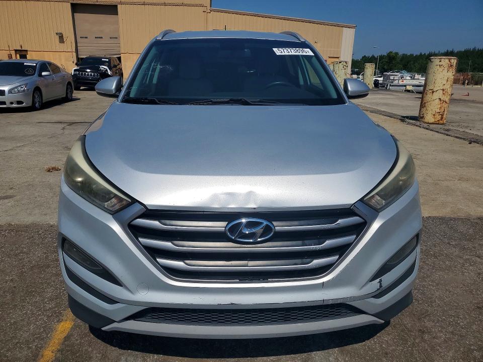 2017 Hyundai Tucson VIN KM8J33A26HU432864 COPART salvage auction — NORMAL WEAR, Sc - Certificate Of Title (P), sold $2,050 on 2026-07-24 (photo 5)