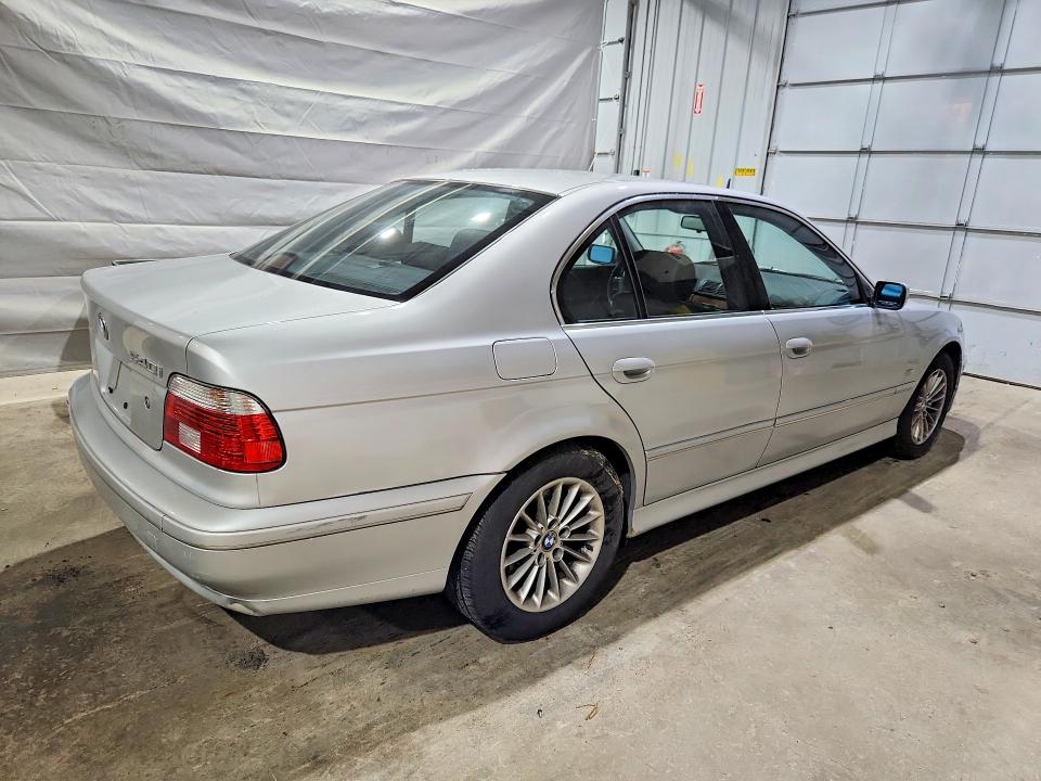 2001 BMW 5er VIN WBADN63441GM70798 COPART salvage auction — MINOR DENT/SCRATCHES, Me - Cert Of Title-Salvage Collisio, sold $175 on 2026-07-28 (photo 3)