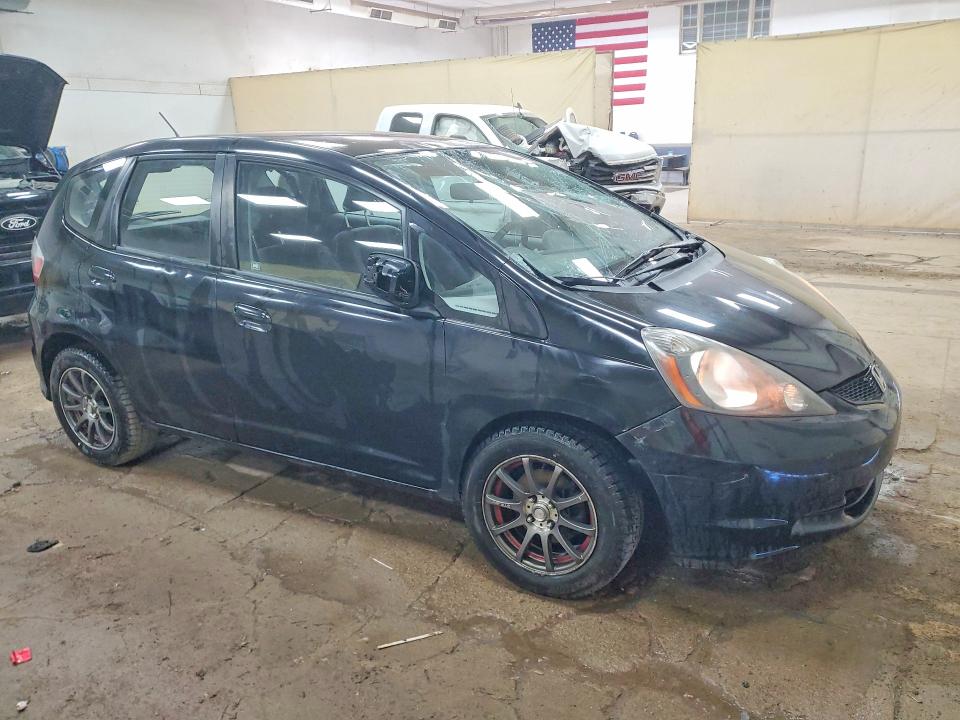 2010 Honda Fit VIN JHMGE8G27AS008915 COPART salvage auction — FRONT END, Mi - Certificate Of Title, sold $400 on 2026-07-15 (photo 4)