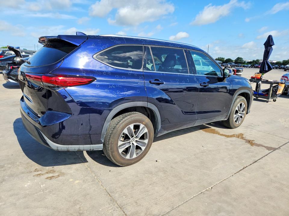 2020 Toyota VIN 5TDGZRAHXLS020285 COPART salvage auction — HAIL, Sc - Cert Of Title-Salvage, sold $16,500 on 2026-07-16 (photo 3)
